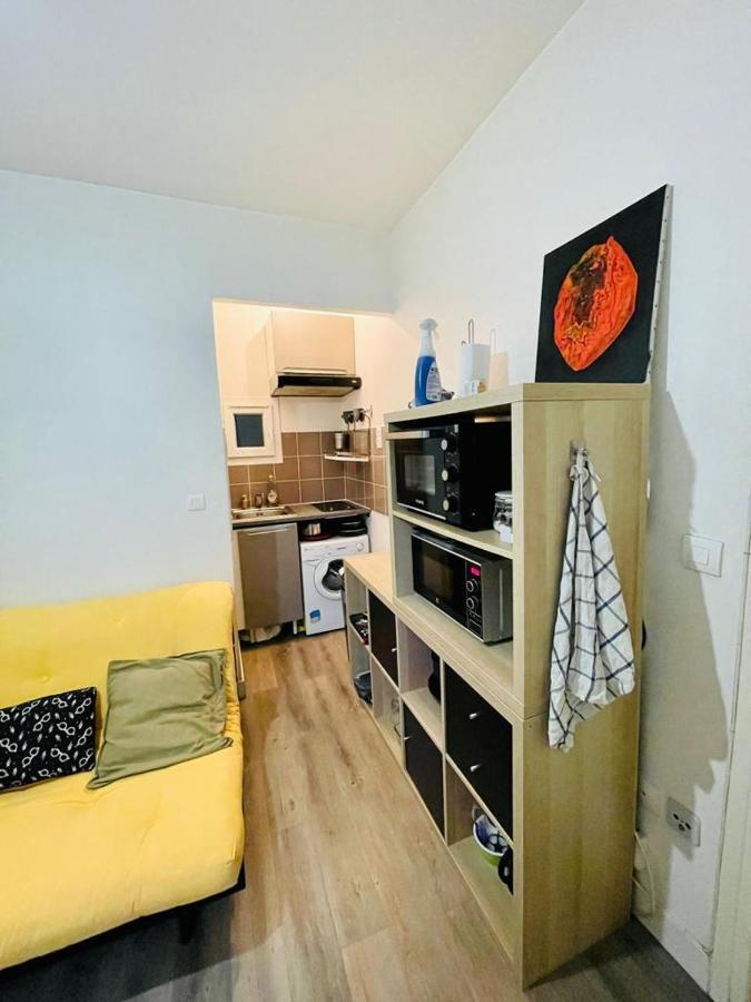 Appartement En Plein Coeur Du 10Eme Et Proche De Plusieurs Gares París Exterior foto